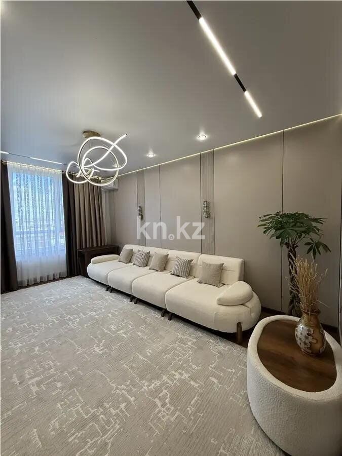 Продажа 4-комнатной квартиры, 120 м² - Продажа четырехкомнатных квартир в кирпичном доме в Астане - страница 2 фото 1 из 8