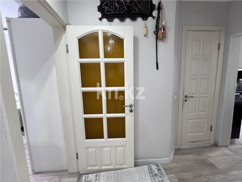 Продажа 3-комнатной квартиры, 64 м² - Продажа квартир в районе Нового рынка Караганды фото 10 из 18