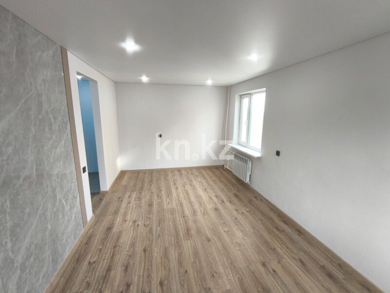 Продажа 1-комнатной квартиры, 31 м² - Продажа однокомнатных квартир в панельном доме в Караганде - страница 10 фото 3 из 11