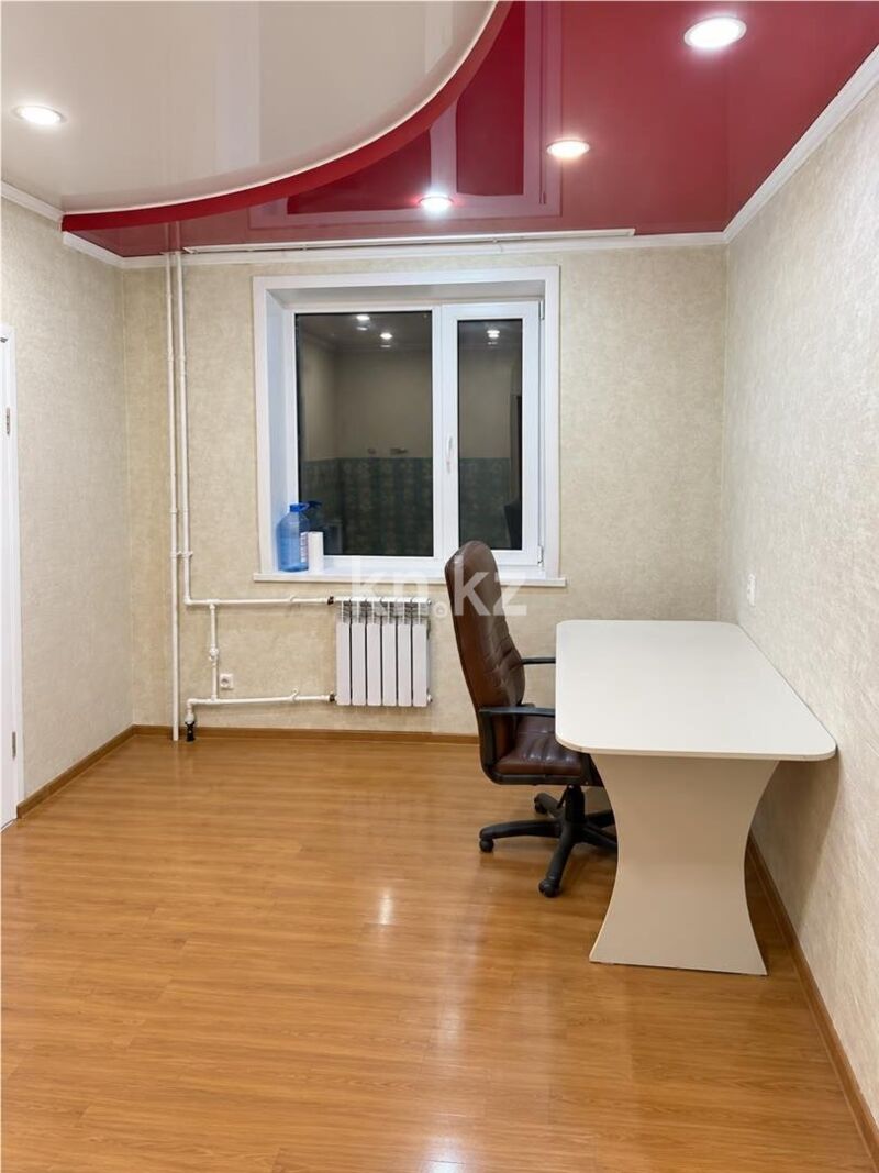 Продажа 3-комнатной квартиры, 62 м² - Продажа трехкомнатных квартир в панельном доме в Караганде - страница 3 фото 4 из 7