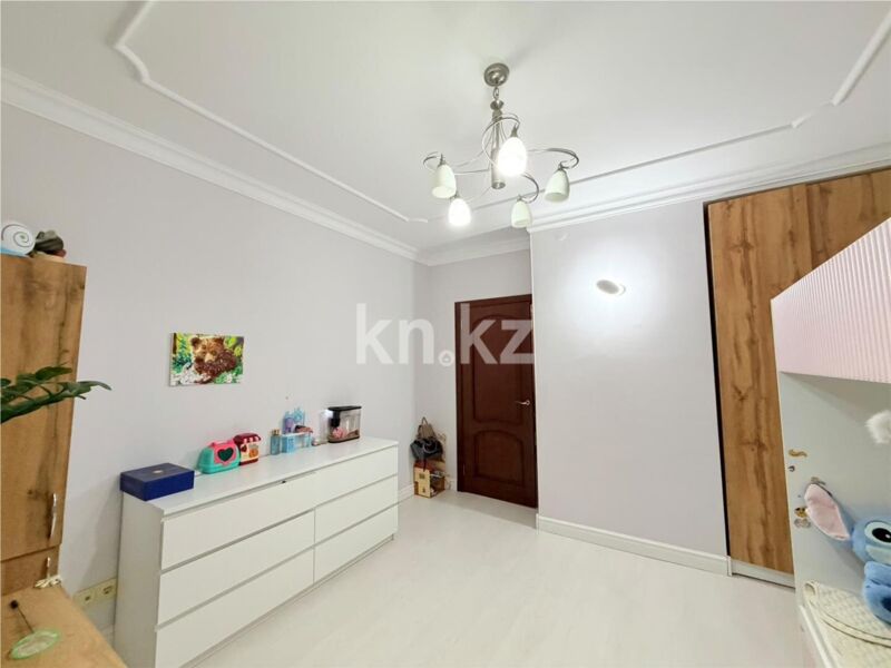 Продажа 4-комнатной квартиры, 105 м² - Продажа квартир в блочном доме в Астане - страница 2 фото 9 из 16