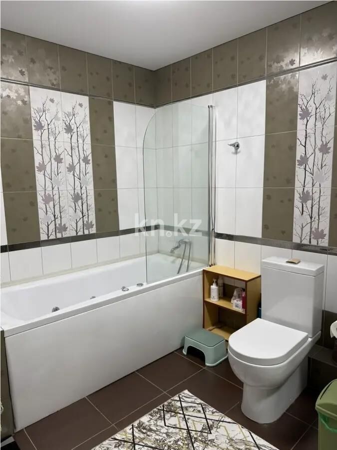 Продажа 5-комнатной квартиры, 200 м² - Продажа пятикомнатных и более квартир в кирпичном доме в Астане фото 6 из 8