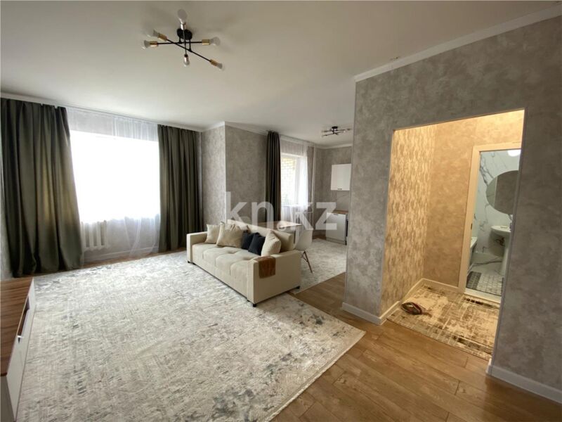 Продажа 1-комнатной квартиры, 41 м² - Продажа однокомнатных квартир в р-не Сарыарка Астаны - страница 19 фото 1 из 8