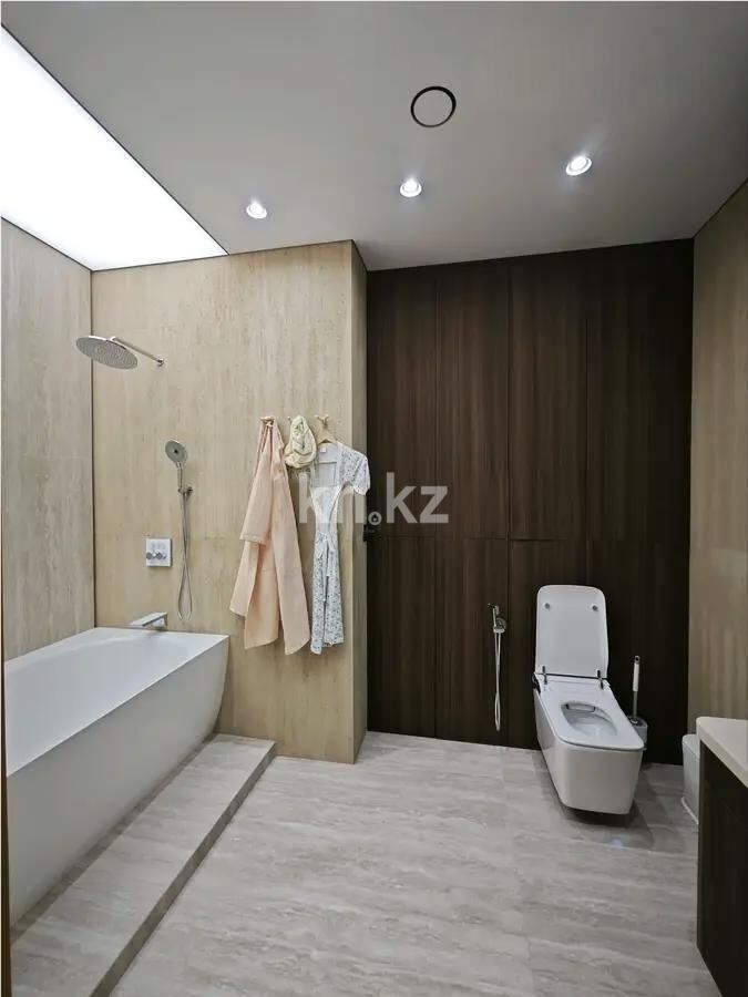 Продажа 3-комнатной квартиры, 130 м² - Продажа трехкомнатных квартир в р-не Сарайшык Астаны - страница 4 фото 5 из 7