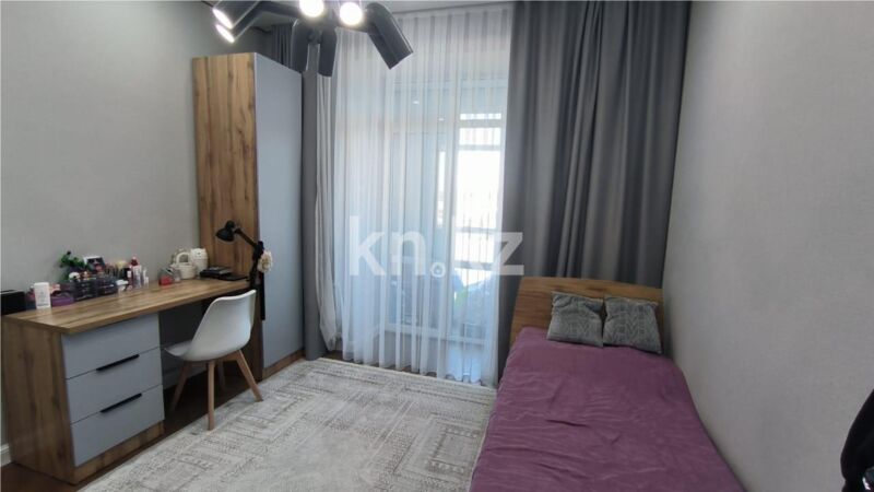 Продажа 4-комнатной квартиры, 118 м² - Продажа четырехкомнатных квартир в кирпичном доме в Караганде - страница 3 фото 17 из 30