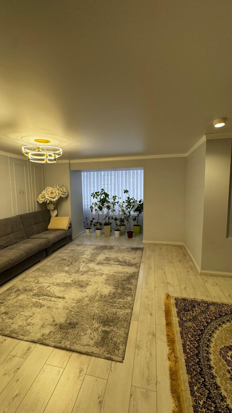 Продажа 4-комнатной квартиры, 134.9 м² - Продажа четырехкомнатных квартир в кирпичном доме в Караганде - страница 4 фото 31 из 33