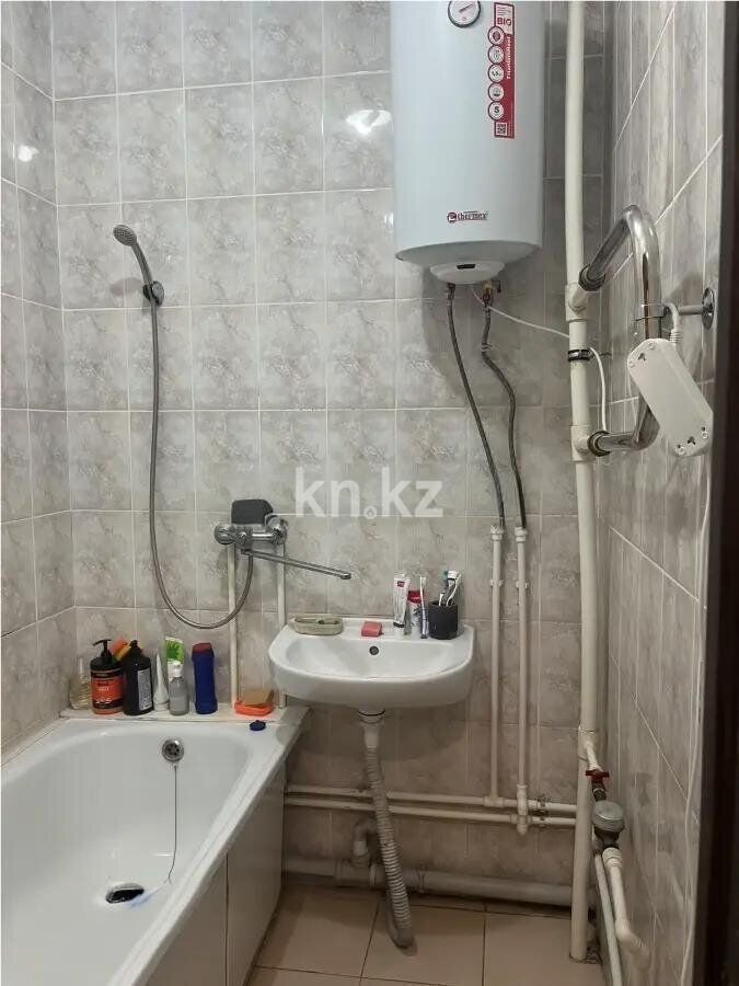 Продажа 1-комнатной квартиры, 47 м² - Продажа квартир на Юго-Востоке Караганды - страница 3 фото 3 из 4