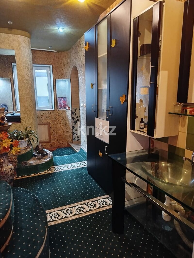 Продажа 5-комнатного дома, 220 м² - Продажа домов, коттеджей в Медеуском р-не Алматы фото 15 из 21