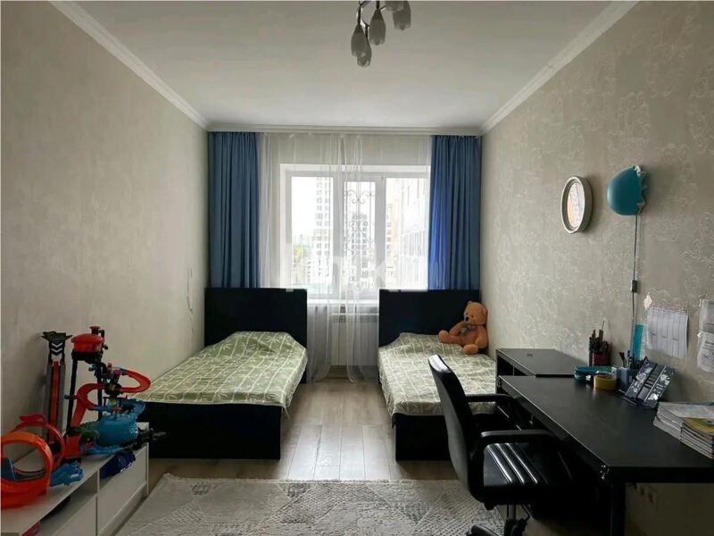 Продажа 4-комнатной квартиры, 107 м² - Продажа четырехкомнатных квартир от собственников в Казахстане - страница 2 фото 2 из 6