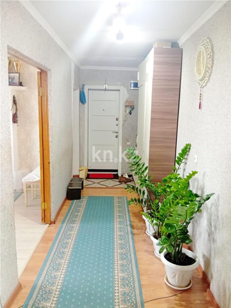 Продажа 4-комнатной квартиры, 81 м² - Продажа четырехкомнатных квартир в блочном доме в Казахстане - страница 9 фото 2 из 26