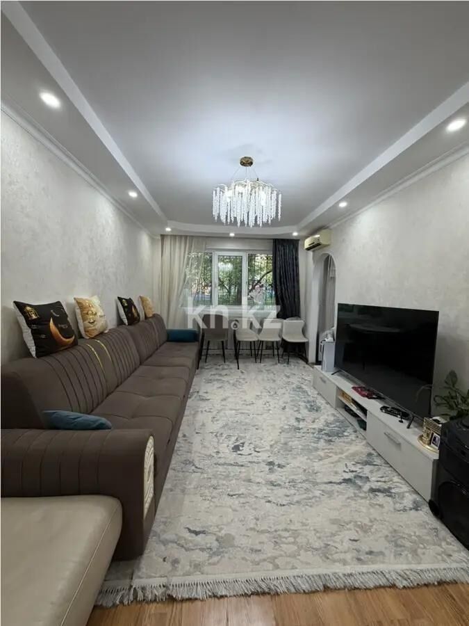 Продажа 3-комнатной квартиры, 60 м² - Продажа зданий в Усть-Каменогорске фото 1 из 8