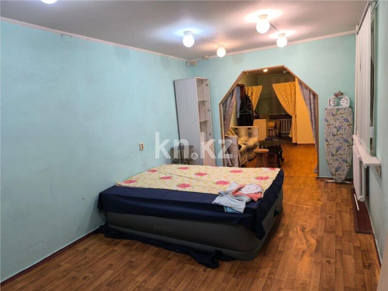 Продажа 5-комнатной квартиры, 97 м² - Продажа квартир в районе Юго-Восток в Караганде фото 5 из 13