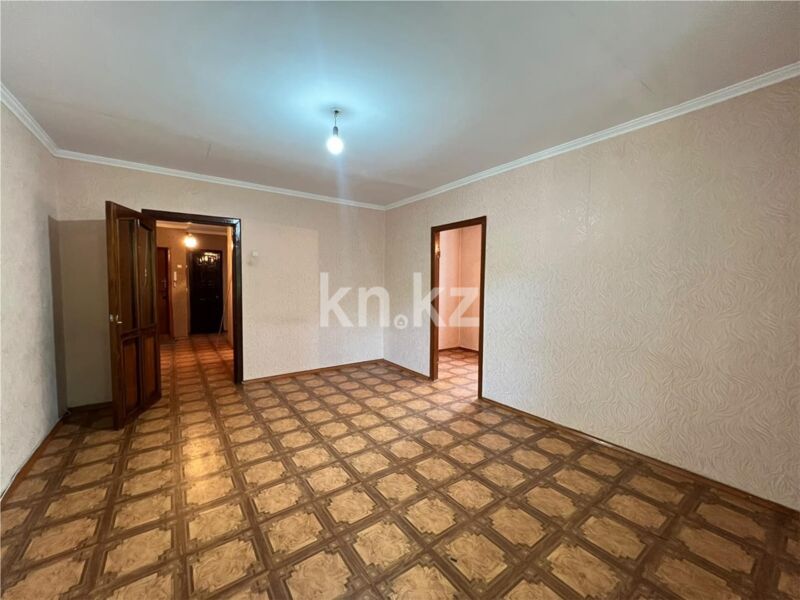 Продажа 3-комнатной квартиры, 57 м² - Продажа квартир в Михайловке Караганды - страница 3 фото 2 из 12