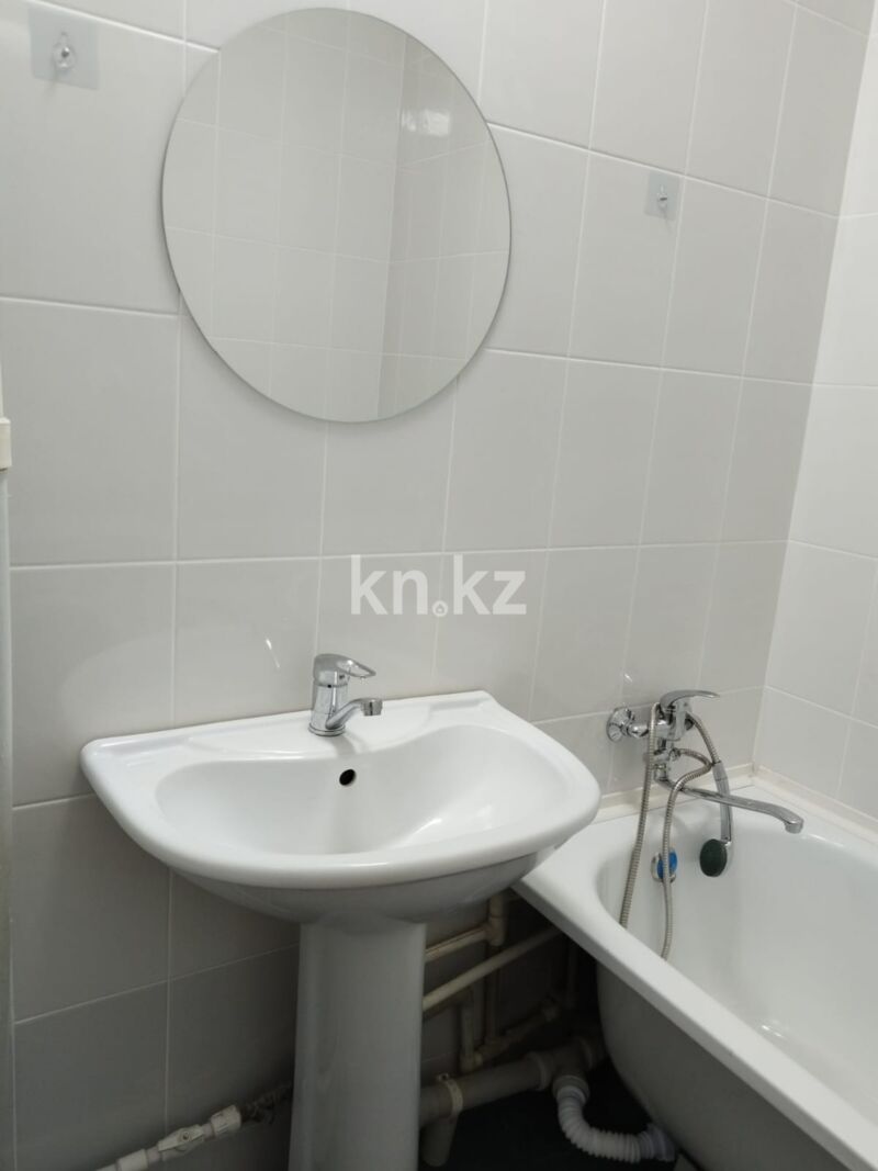 Продажа 1-комнатной квартиры, 41 м² - Продажа однокомнатных квартир в Майкудуке Караганды - страница 4 фото 4 из 12