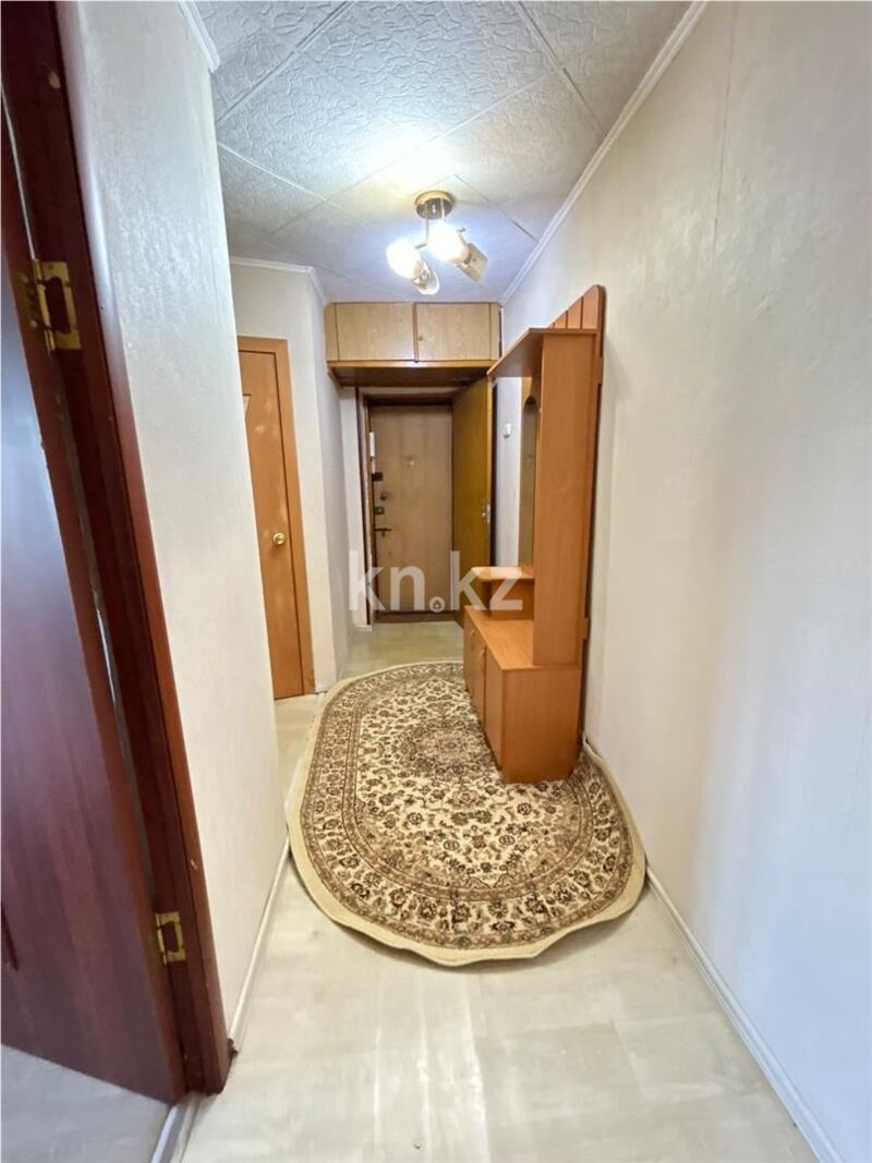 Продажа 3-комнатной квартиры, 59 м² - Продажа трехкомнатных квартир в кирпичном доме в Караганде - страница 14 фото 7 из 13