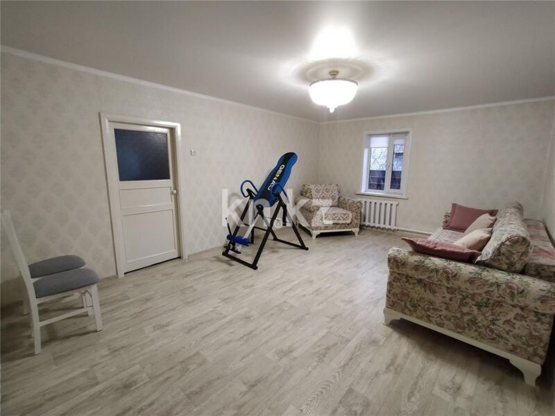 Продажа 4-комнатного дома, 90 м² - Продажа домов, коттеджей в Караганде - страница 7 фото 1 из 17