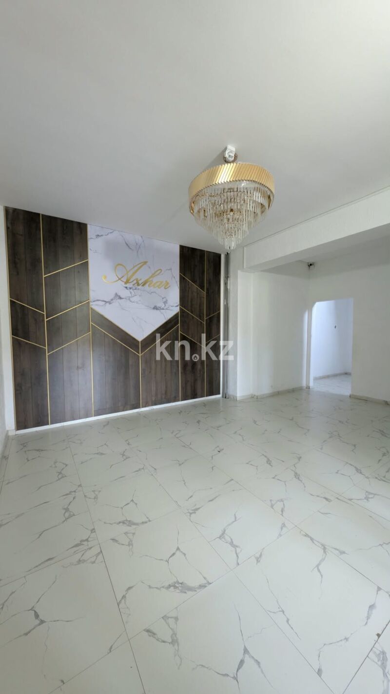 Продажа 3-комнатной квартиры, 99.7 м² - Продажа жилой и коммерческой недвижимости в Уральске фото 5 из 37