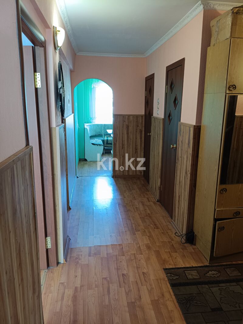 Продажа 3-комнатной квартиры, 68.2 м² - Продажа недвижимости в Усть-Каменогорске - страница 3 фото 11 из 18