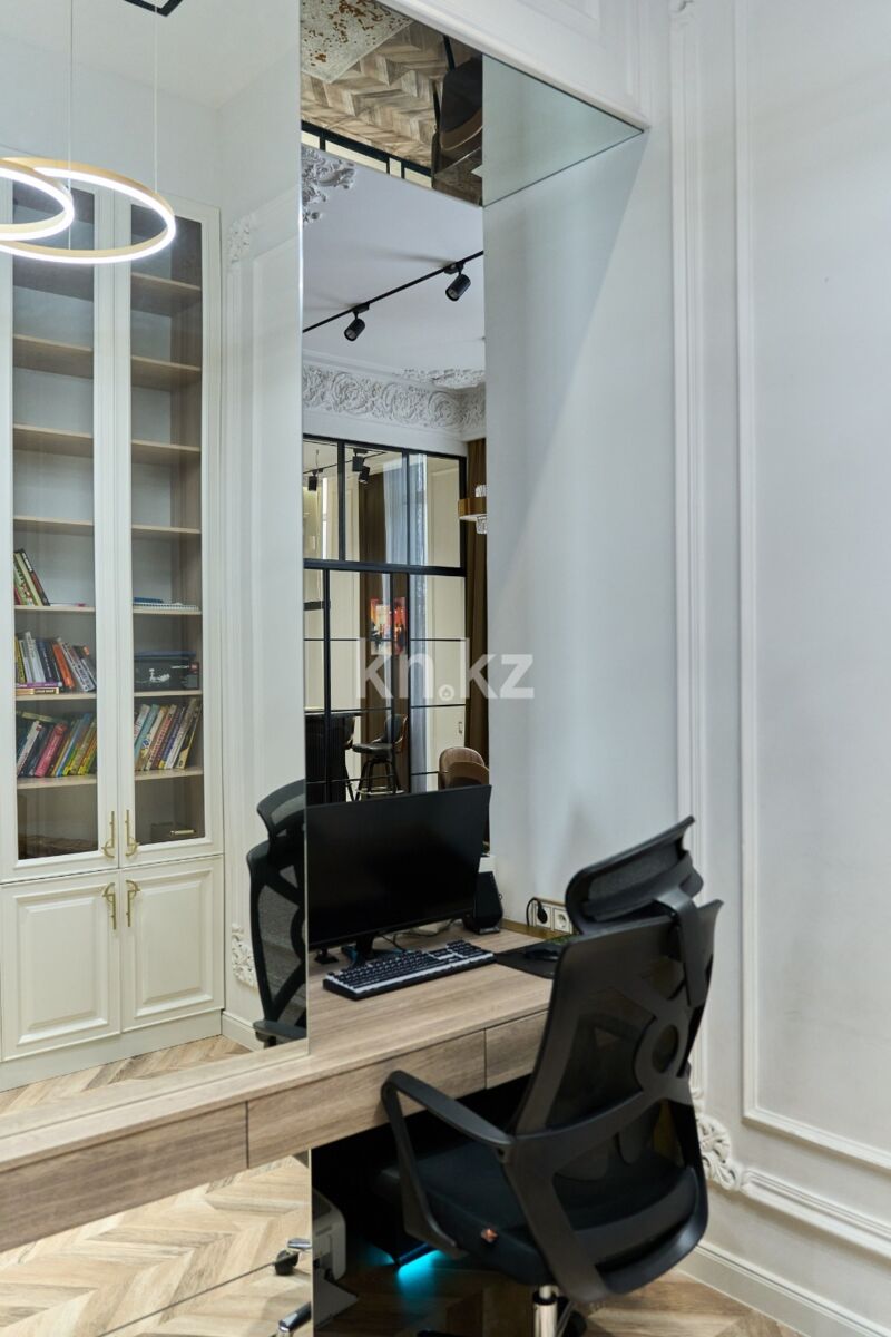 Продажа 4-комнатной квартиры, 132 м² - Продажа квартир от собственников в Караганде фото 14 из 40