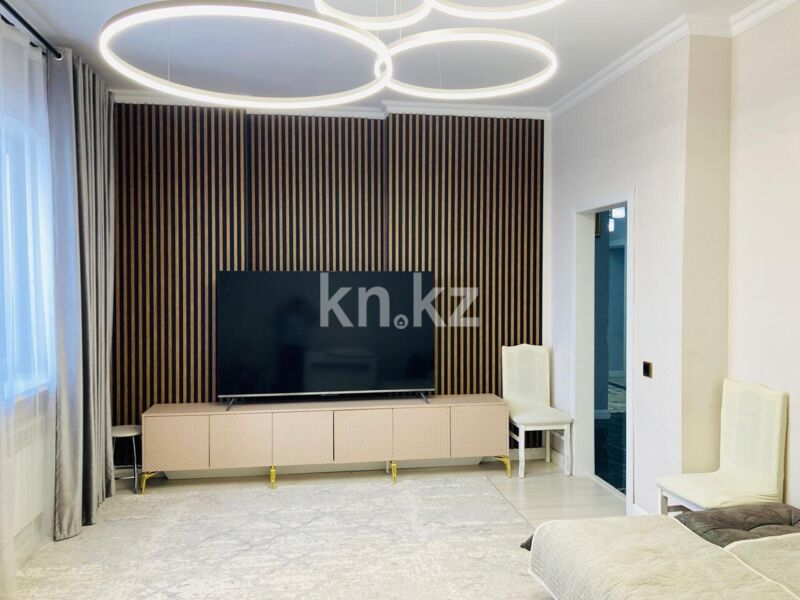 Продажа 4-комнатной квартиры, 110 м² - Продажа квартир на Юго-Востоке Караганды - страница 3 фото 2 из 24
