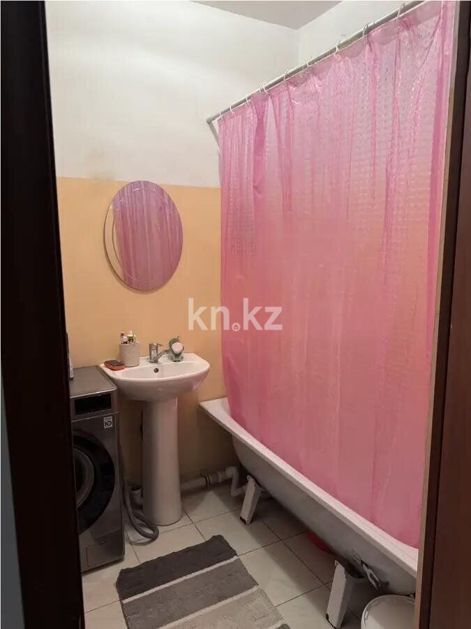 Продажа 3-комнатной квартиры, 75.9 м² - Продажа квартир от собственников в Алматы - страница 3 фото 5 из 6