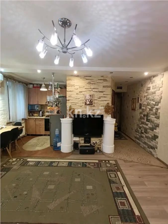 Продажа 2-комнатной квартиры, 40 м² - Продажа двухкомнатных квартир в Турксибском р-не Алматы - страница 9 фото 2 из 4