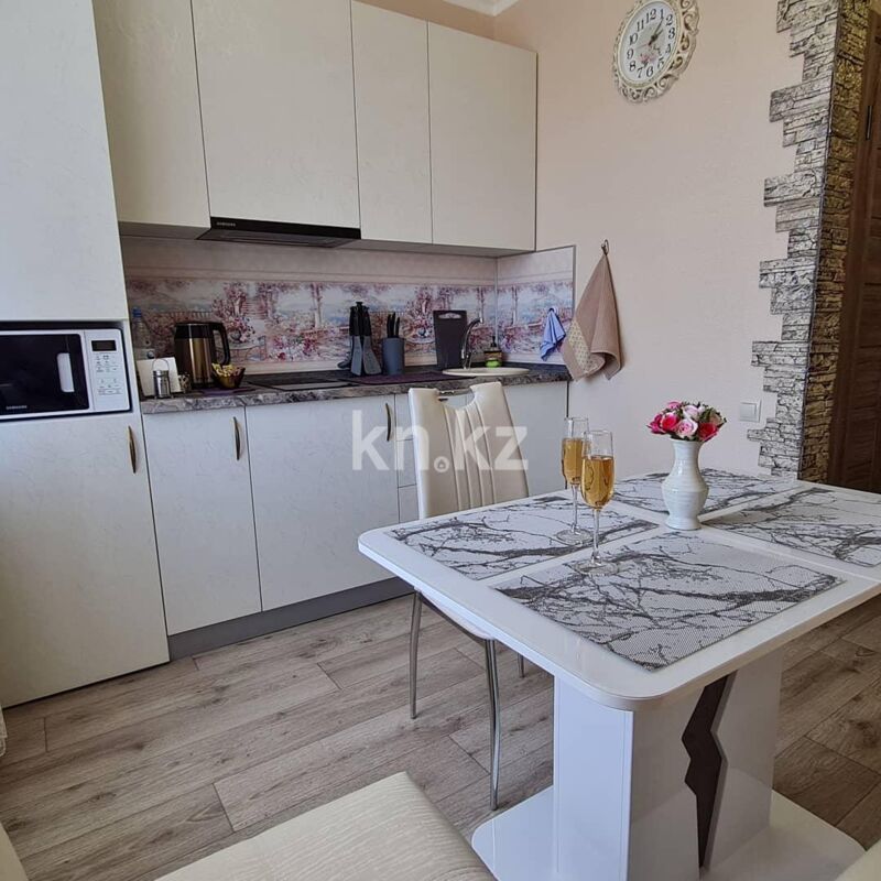 Аренда 2-комнатной квартиры посуточно, 56 м² - Аренда двухкомнатных квартир посуточно в Усть-Каменогорске фото 7 из 20