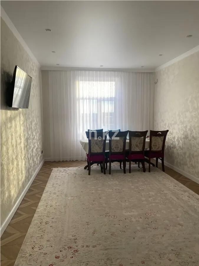 Продажа 3-комнатной квартиры, 94 м² - Продажа трехкомнатных квартир на Юго-Востоке Караганды - страница 22 фото 1 из 4