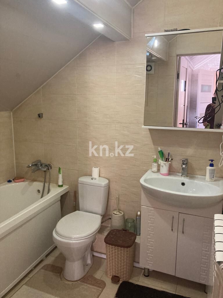 Продажа 9-комнатного дома, 286.3 м² - Продажа домов, коттеджей в Караганде - страница 5 фото 16 из 19
