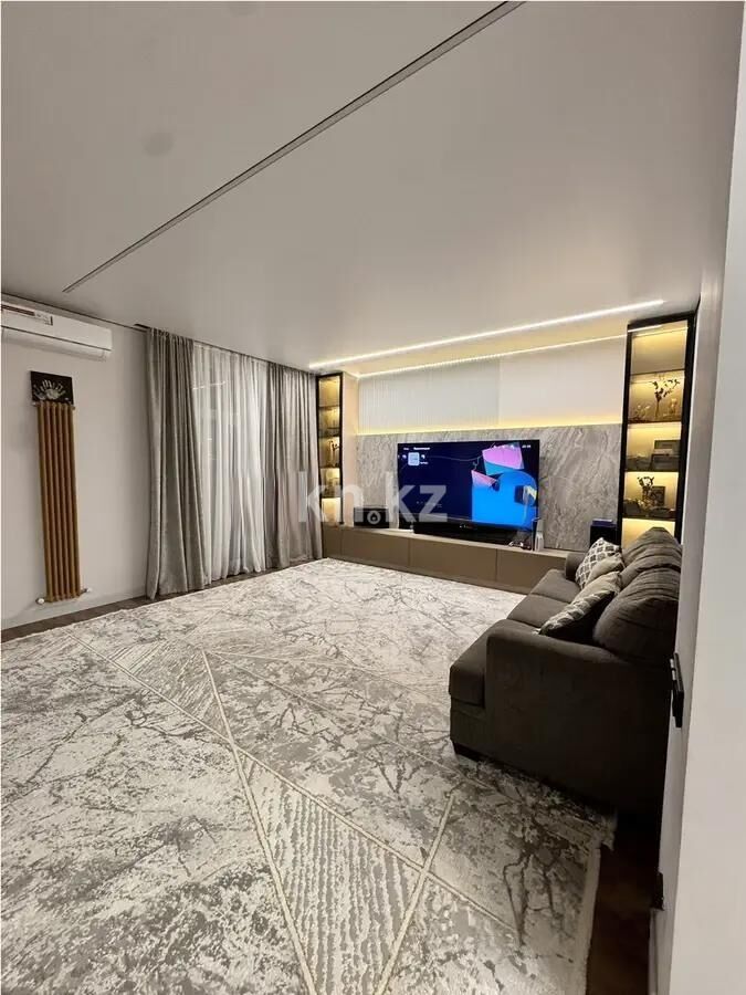 Продажа 5-комнатной квартиры, 204 м² - Продажа пятикомнатных и более квартир в Бостандыкском р-не Алматы фото 1 из 5