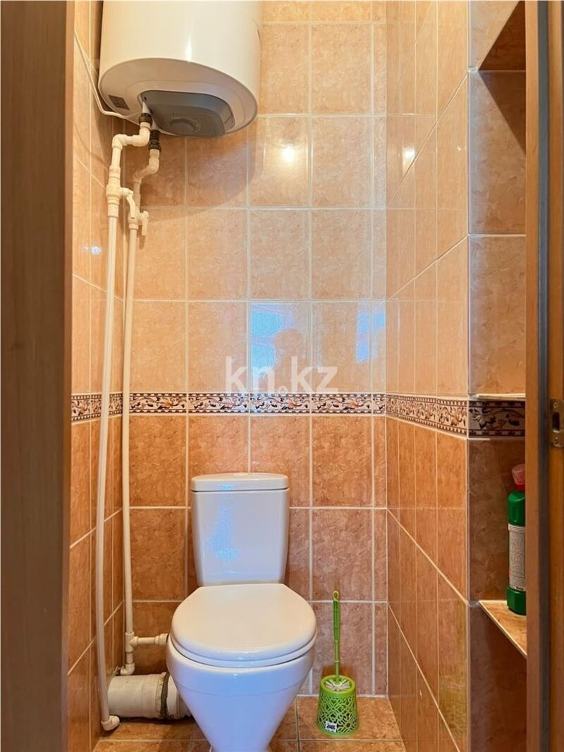 Продажа 4-комнатной квартиры, 77 м² - Продажа четырехкомнатных квартир в панельном доме в Караганде - страница 3 фото 25 из 36