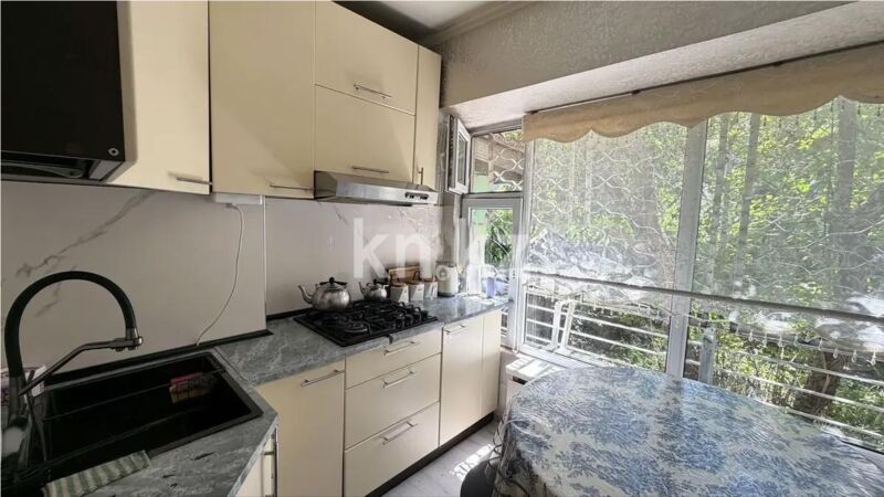 Продажа 3-комнатной квартиры, 65 м² - Продажа трехкомнатных квартир в Алматы - страница 2 фото 4 из 6