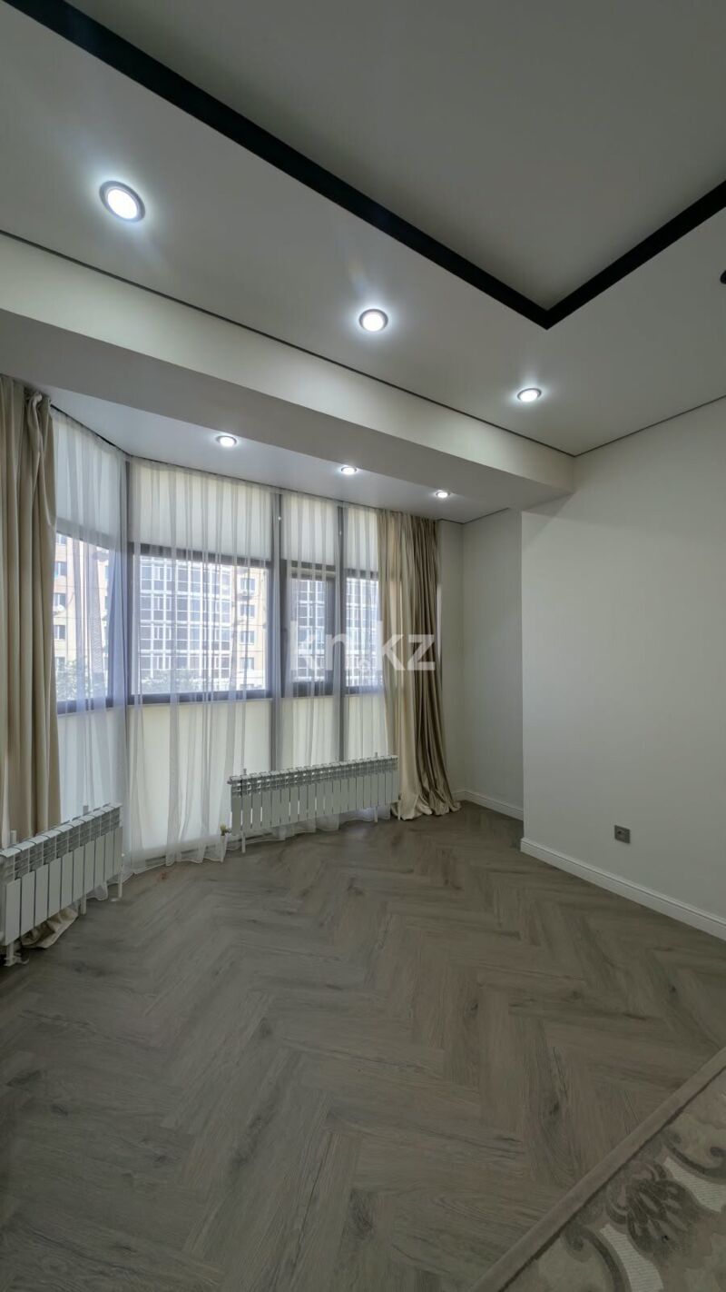 Продажа 3-комнатной квартиры, 99.7 м² - Продажа жилой и коммерческой недвижимости в Уральске фото 13 из 37