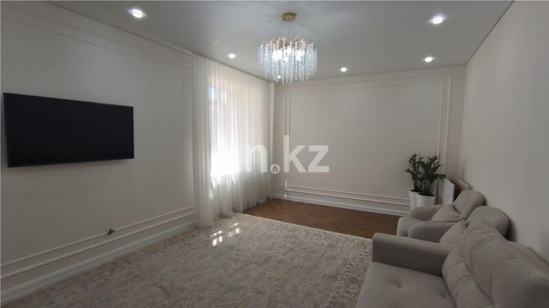 Продажа 4-комнатной квартиры, 118 м² - Продажа четырехкомнатных квартир в кирпичном доме в Караганде - страница 3 фото 9 из 30