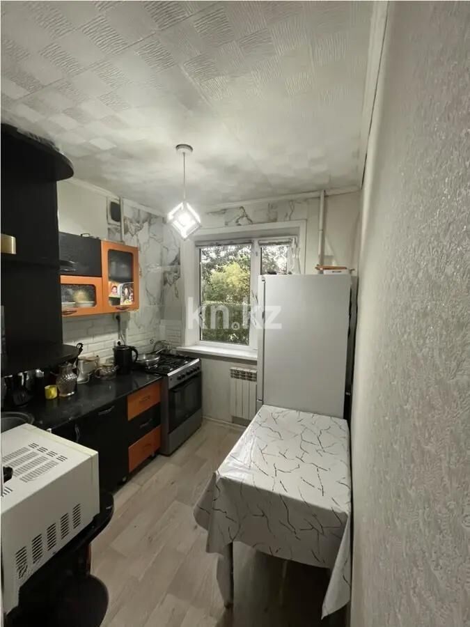 Продажа 3-комнатной квартиры, 50 м² - Продажа трехкомнатных квартир в Майкудуке Караганды - страница 6 фото 4 из 8