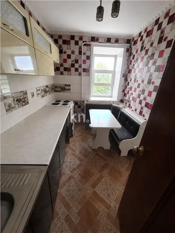 Продажа 3-комнатной квартиры, 57 м² - Продажа трехкомнатных квартир в Майкудуке Караганды - страница 5 фото 4 из 7