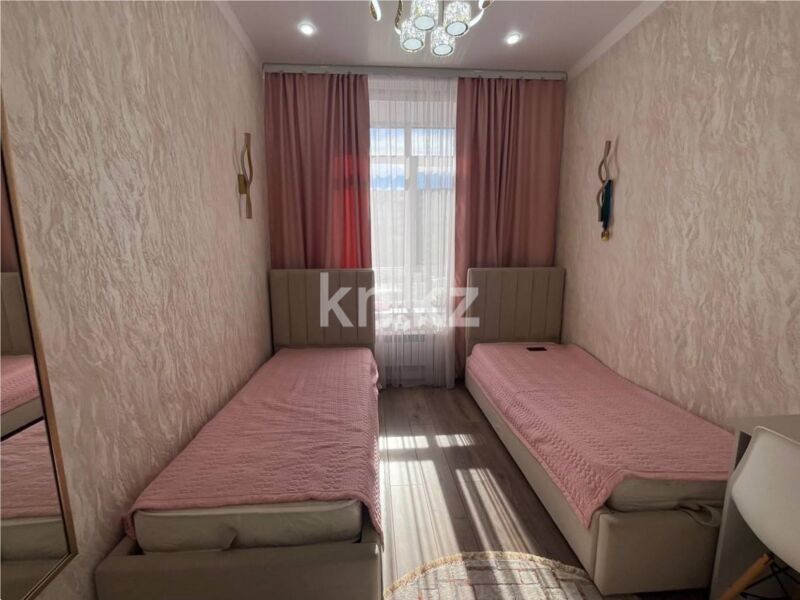 Продажа 3-комнатной квартиры, 73 м² - Продажа трехкомнатных квартир на Юго-Востоке Караганды - страница 22 фото 3 из 26