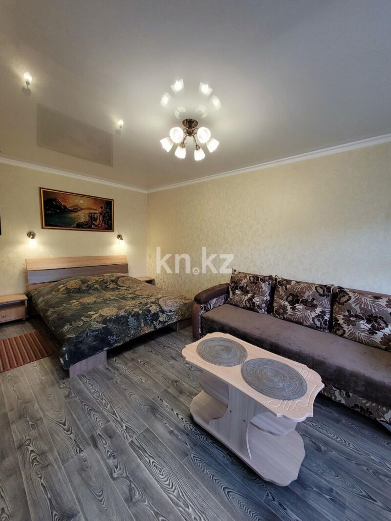 Аренда 1-комнатной квартиры посуточно, 32 м² - Аренда однокомнатных квартир посуточно в Усть-Каменогорске фото 2 из 10