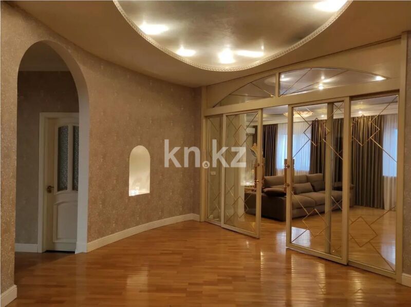 Продажа 3-комнатной квартиры, 160 м² - Продажа трехкомнатных квартир в Алмалинском р-не Алматы - страница 12 фото 1 из 4