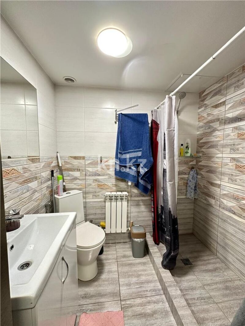 Продажа 6-комнатного дома, 230 м² - Продажа домов, коттеджей в Караганде - страница 6 фото 19 из 33
