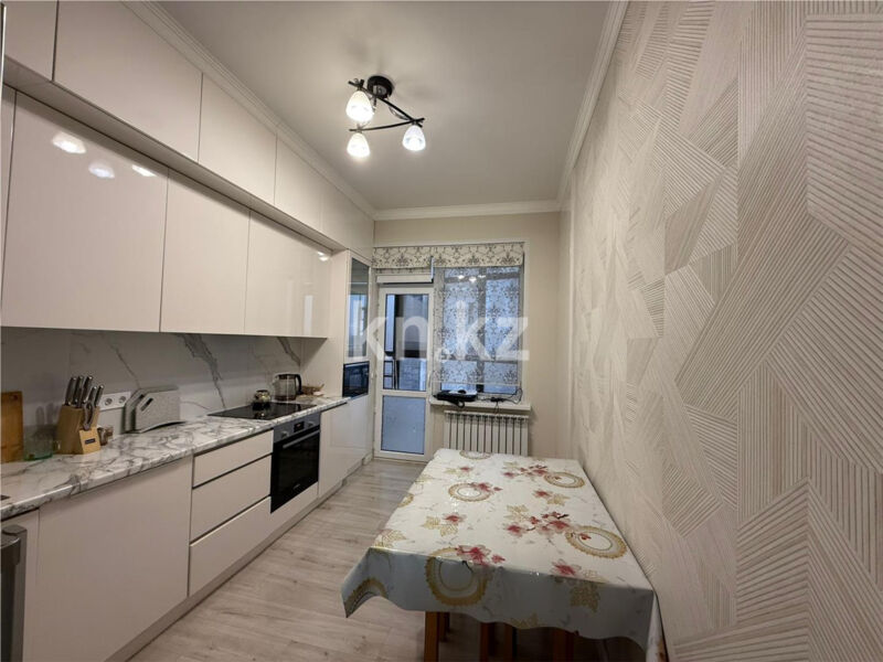 Продажа 3-комнатной квартиры, 80 м² - Продажа квартир в монолитно-каркасном доме в Караганде - страница 10 фото 7 из 15