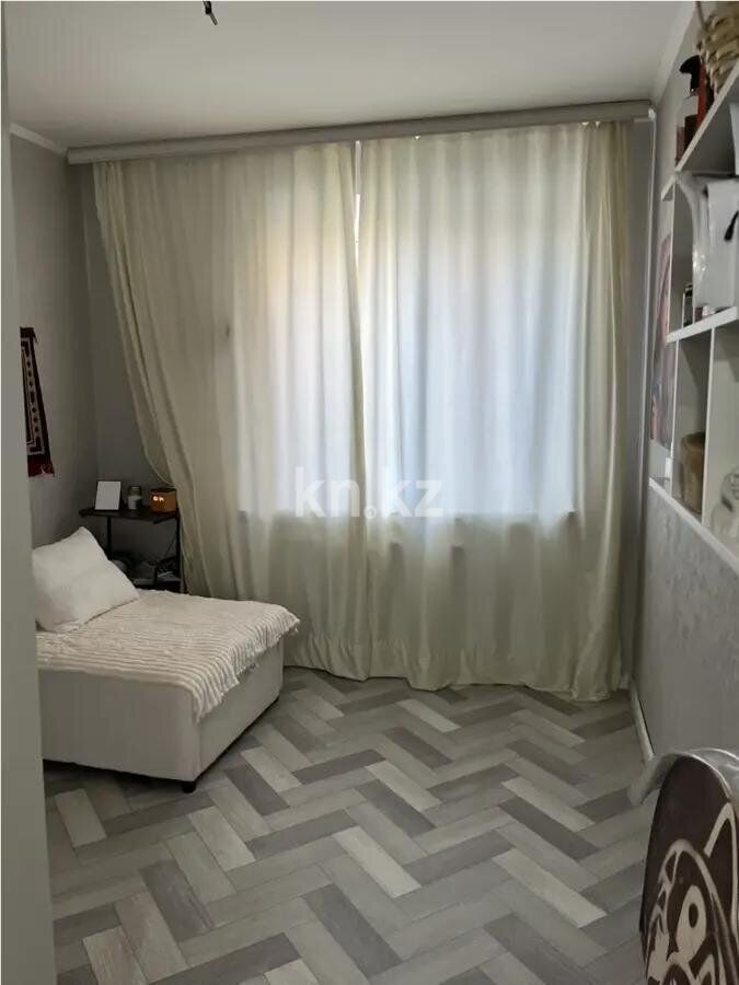 Продажа 3-комнатной квартиры, 63 м² - Продажа трехкомнатных квартир от собственников в Караганде фото 3 из 8