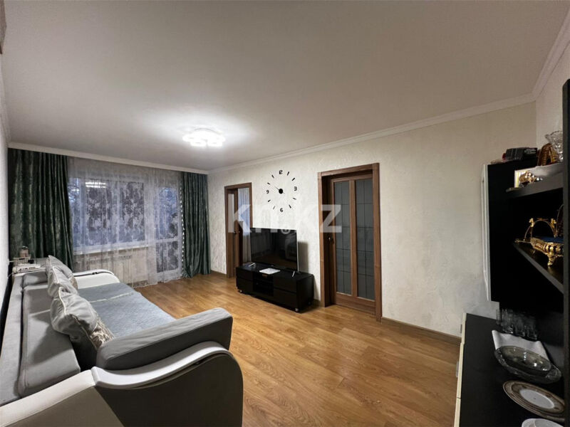Продажа 4-комнатной квартиры, 62 м² - Продажа четырехкомнатных квартир в панельном доме в Караганде - страница 6 фото 1 из 15