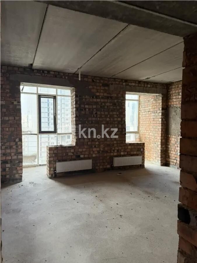 Продажа 4-комнатной квартиры, 155.8 м² - Продажа четырехкомнатных квартир в кирпичном доме в Казахстане - страница 8 фото 1 из 5