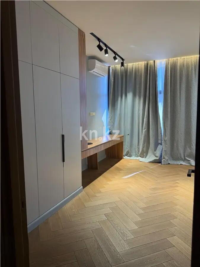 Продажа 4-комнатной квартиры, 300 м² - Продажа четырехкомнатных квартир в Караганде - страница 3 фото 3 из 5
