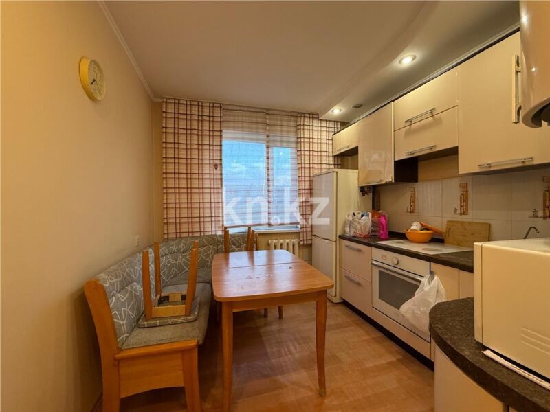 Продажа 4-комнатной квартиры, 80 м² - Продажа четырехкомнатных квартир в панельном доме в Караганде - страница 4 фото 13 из 22
