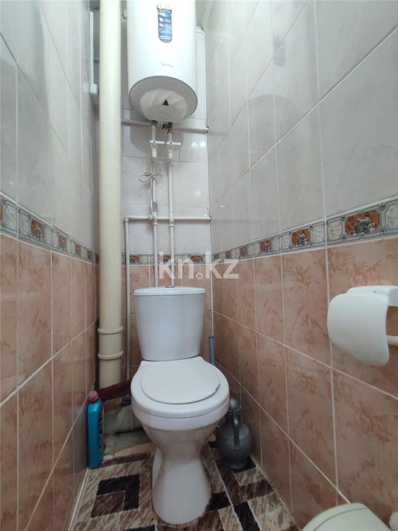 Продажа 4-комнатной квартиры, 61 м² - Продажа четырехкомнатных квартир в Караганде - страница 3 фото 9 из 11