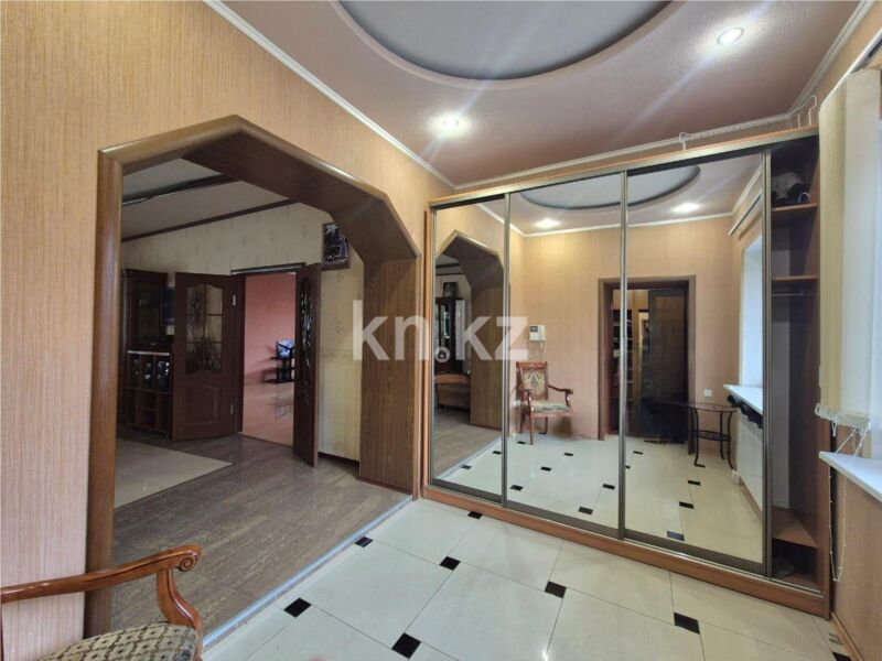 Продажа 4-комнатного дома, 404 м² - Продажа домов, коттеджей в Темиртау - страница 2 фото 17 из 24