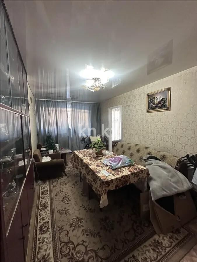 Продажа 3-комнатной квартиры, 42 м² - Продажа трехкомнатных квартир на Юго-Востоке Караганды - страница 22 фото 1 из 5