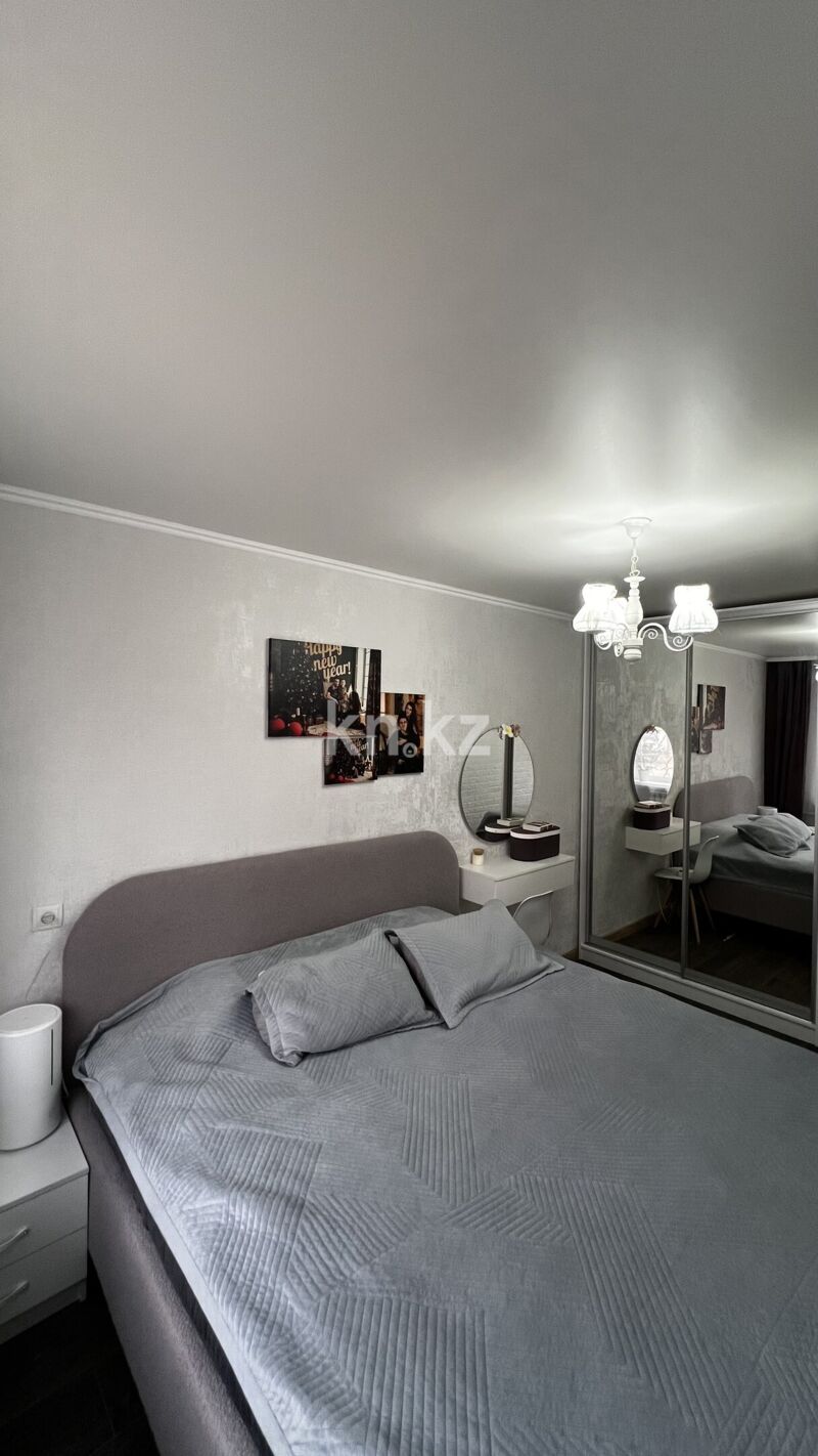 Продажа 3-комнатной квартиры, 58.1 м² - Продажа трехкомнатных квартир в панельном доме в Караганде фото 2 из 14